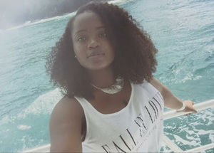 Meet your Posher, Catherine